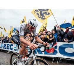 Van der Poel gewinnt Etappe souverän Van der Poel gewinnt Etappe souverän